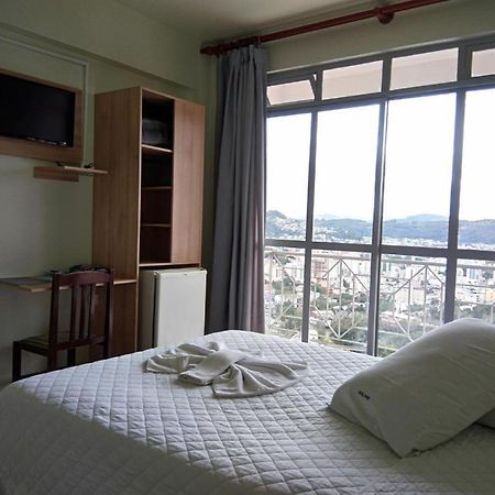 Oyo Hotel Farol Joaçaba 外观 照片