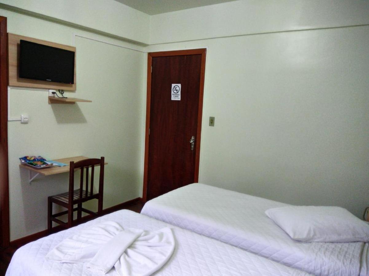 Oyo Hotel Farol Joaçaba 外观 照片