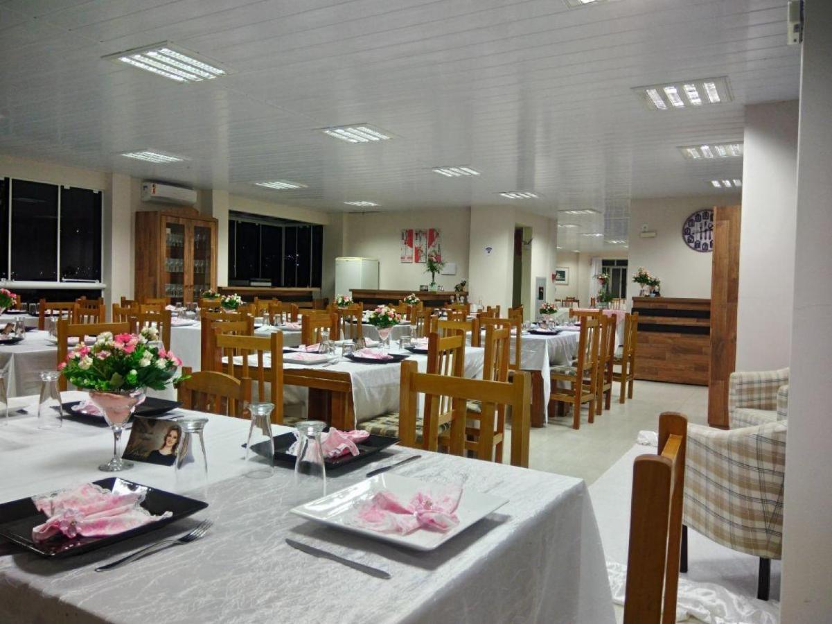 Oyo Hotel Farol Joaçaba 外观 照片