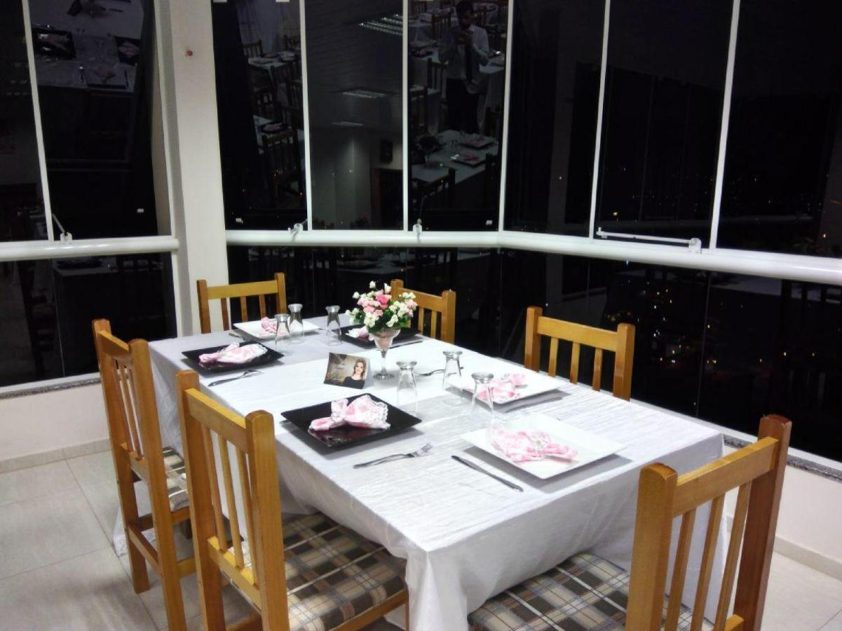 Oyo Hotel Farol Joaçaba 外观 照片